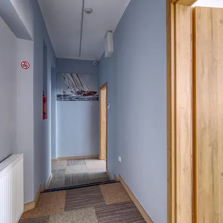 فندق مبيت وإفطار Goscinne Zeglarz غدينيا