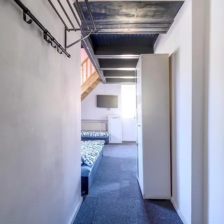 Goscinne Zeglarz غدينيا