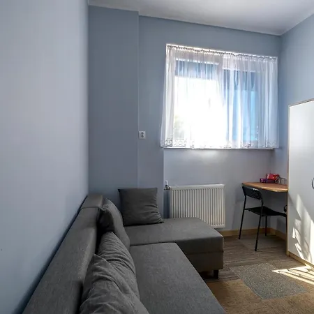 Goscinne Zeglarz غدينيا