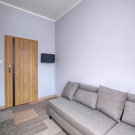 فندق مبيت وإفطار Goscinne Zeglarz غدينيا