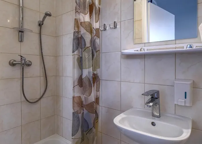 Goscinne Zeglarz Gdynia